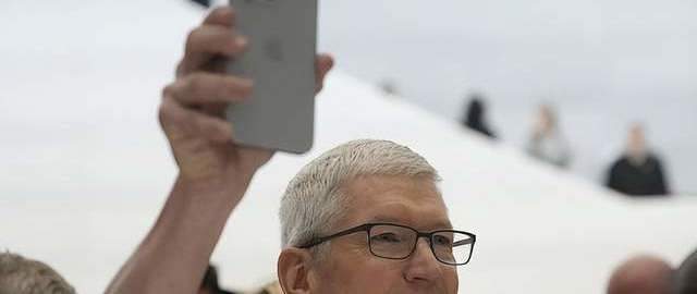 美国加关税，苹果2天蒸发3.8万亿，接下来iPhone会涨价么？