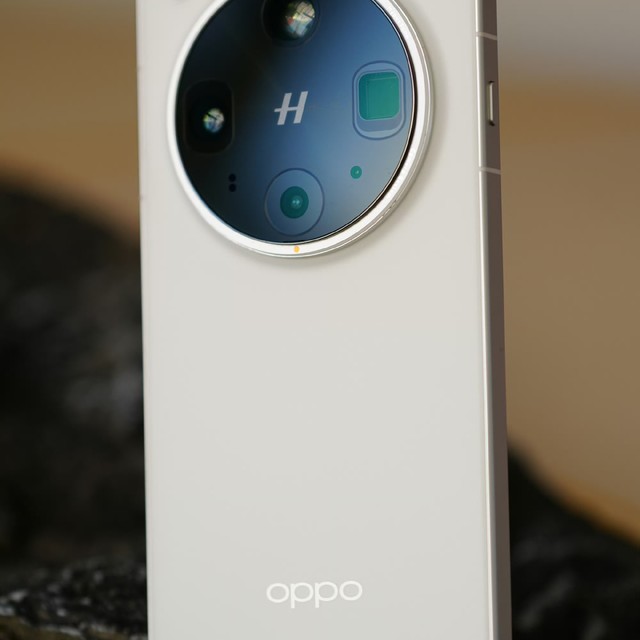 OPPO FIND X8 ULTRA终于支持了长焦微距
