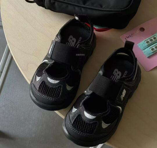 小孩儿哥这双鞋太好看啦～