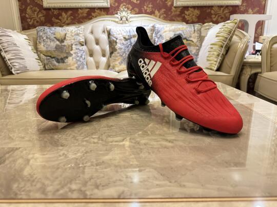 消失的鞋系 4.0 Zlatan x X