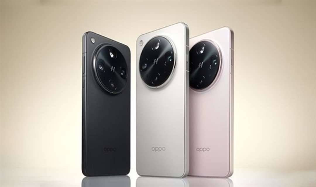 行业罕见2K直屏超大杯！OPPO Find X8 Ultra详细参数汇总 下周发布