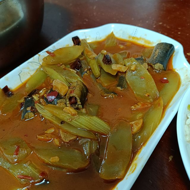 莴笋烧鳝鱼，做好了又香又好吃