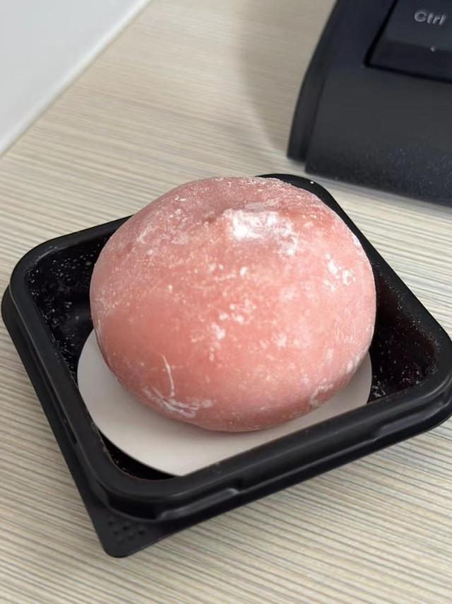 瑞幸春日限定大福：冰凉软糯的美味