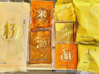 李子柒螺蛳粉是我的最爱，超好吃的