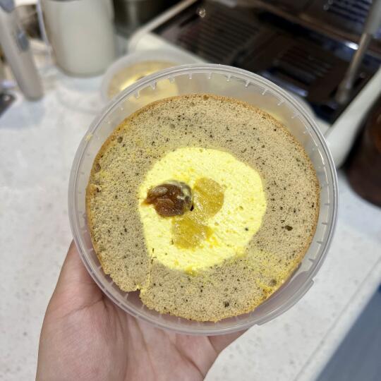 秋日双重南瓜柿饼红茶蛋糕卷｜配方分享🎃