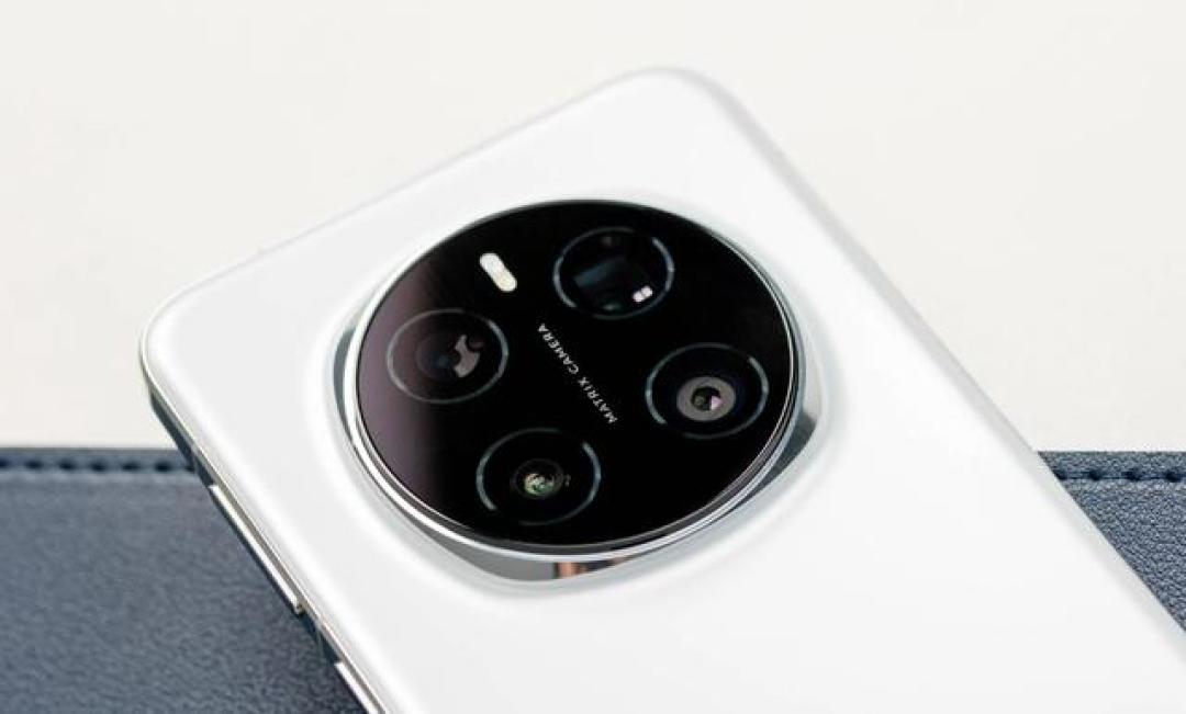 揭秘华为Mate60 Pro+征服用户的五大理由:卫星通话、5G网速、AI影像全能搭档