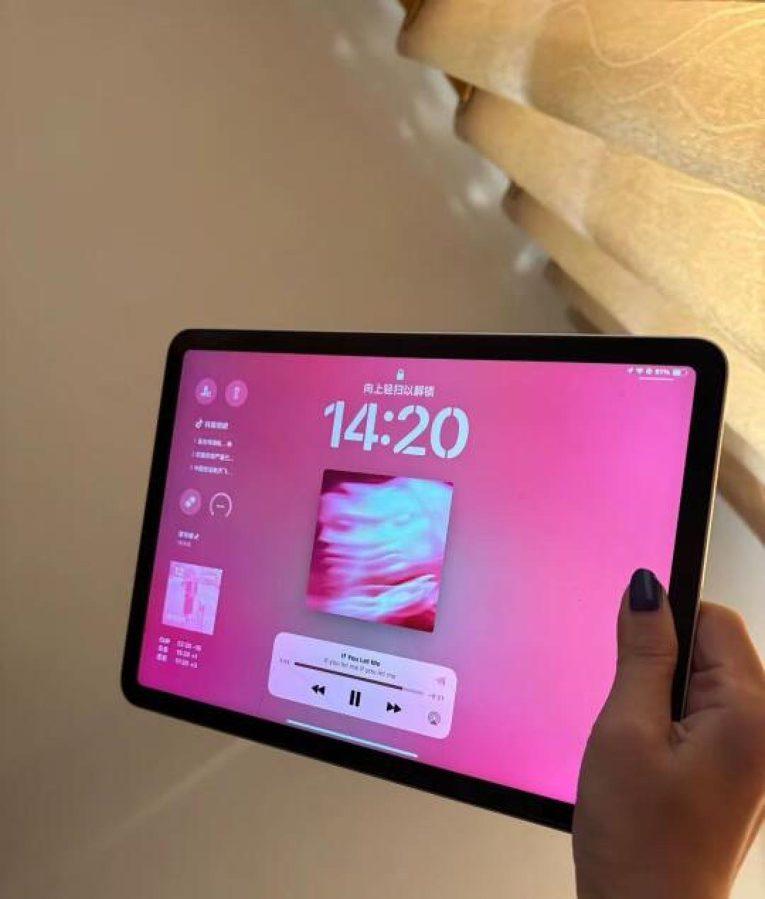 iPad 11 vs Air5终极对决:这1500元差价到底值不值?