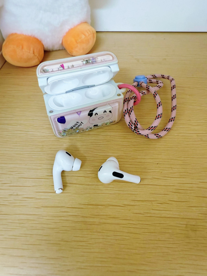 苹果蓝牙耳机