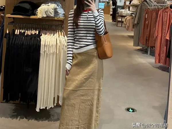无印良品「亚麻神裙」双色封神！配条纹上衣秒变日杂女主角！