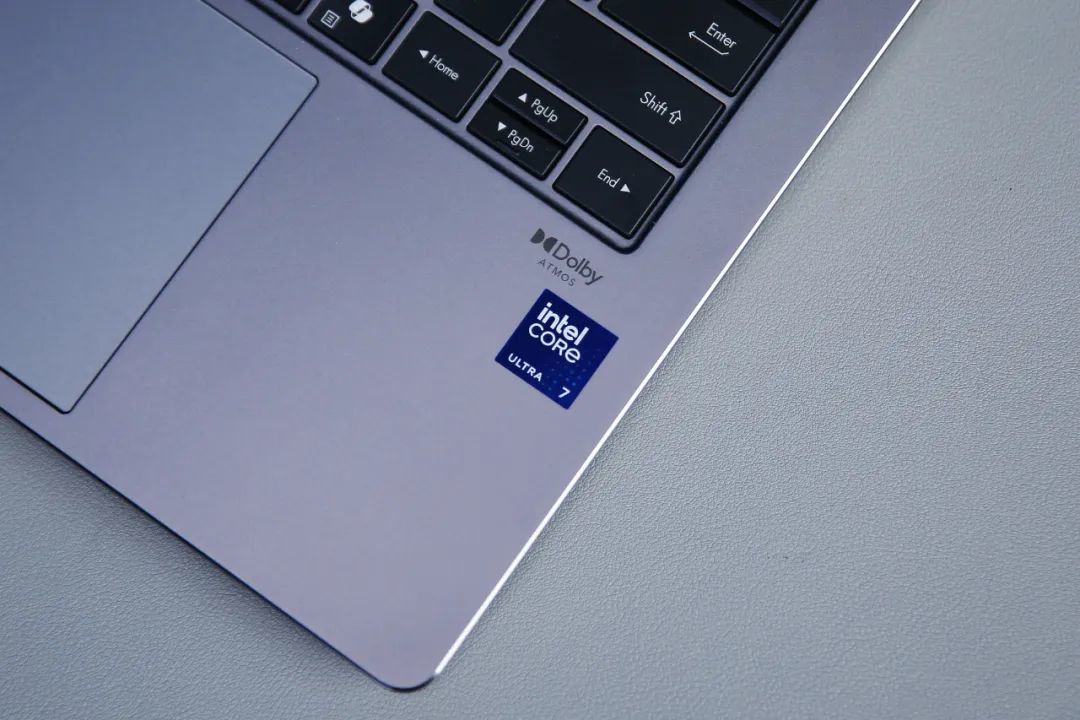 一键部署，构建专属知识库 酷睿Ultra 7 258V×无涯问知AI PC助力企业高效办公