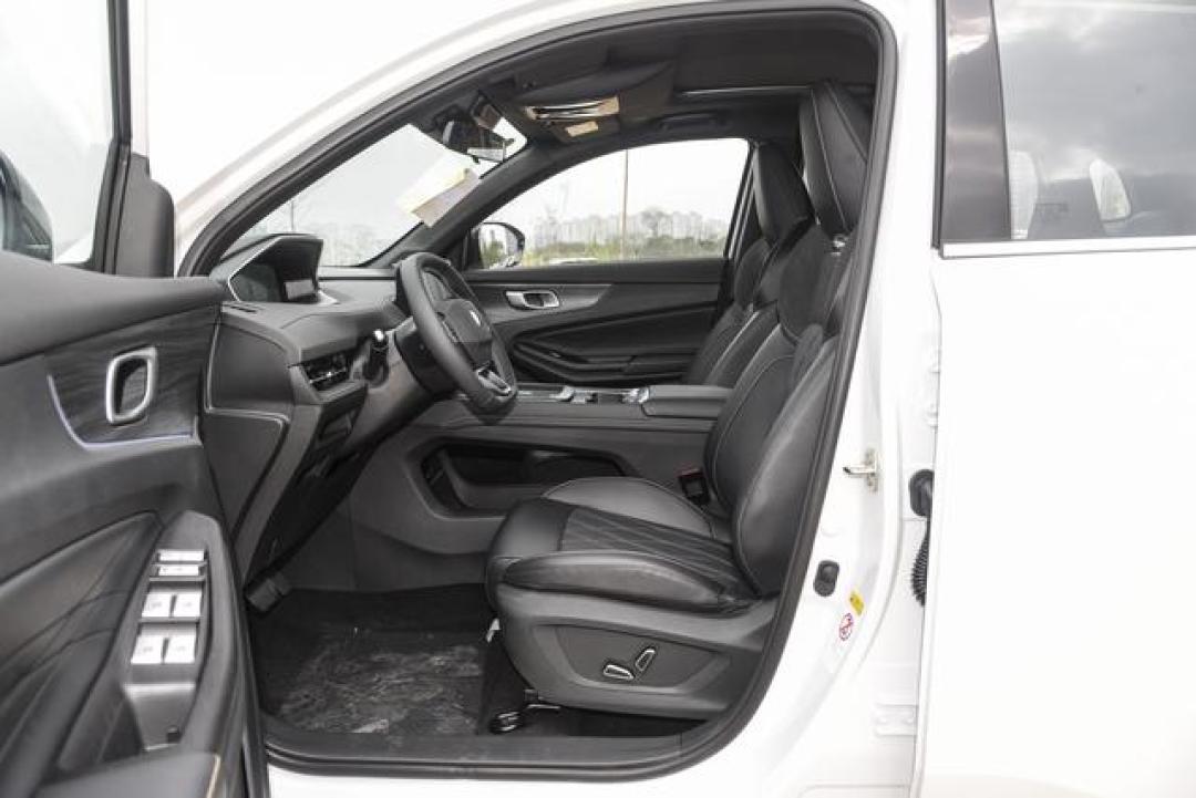 长安CS55 PLUS PHEV：10万级插混SUV硬核来袭，兼具长续航、低油耗与强动力