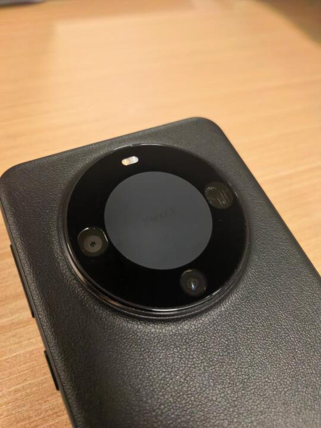 华为Mate 60 Pro+直降3000元!卫星通信+影像旗舰成中端机王?配置解析与选购指南