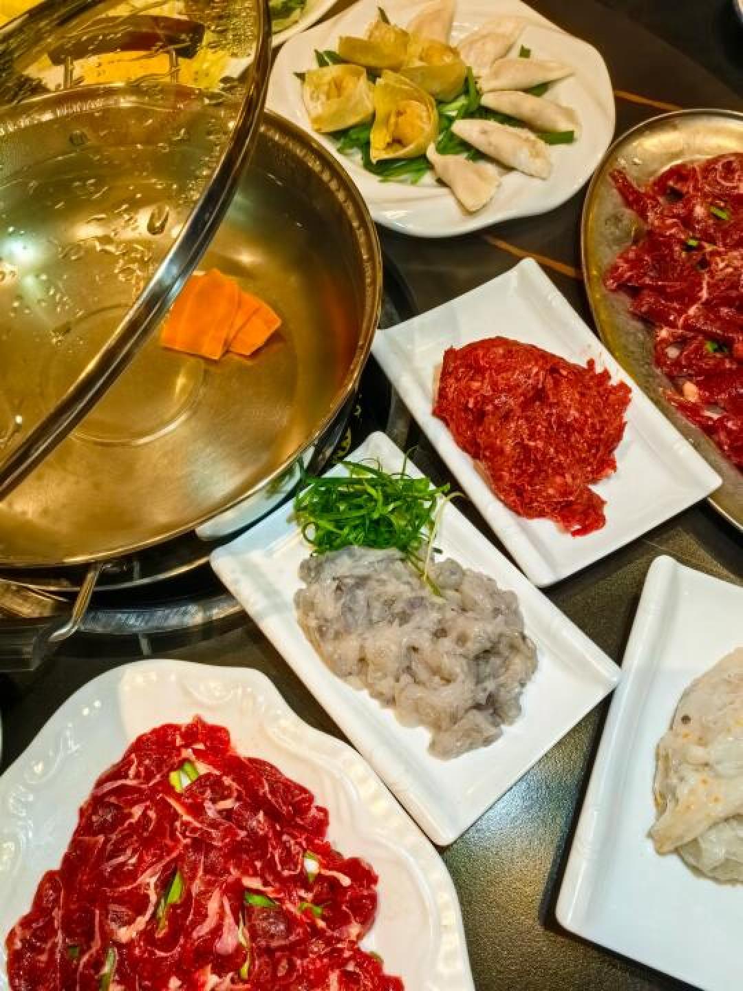 清水锅里的鲜味密码，广东人才懂的江湖规矩