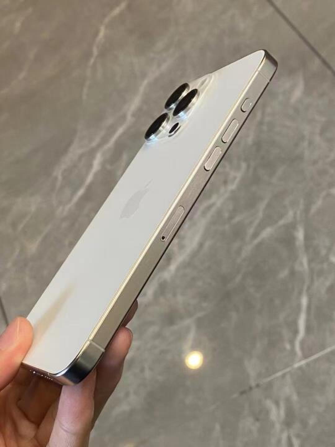 iPhone 15 Pro Max深度评测:A17 Pro+钛合金能否再战三年?降价后是否真香?