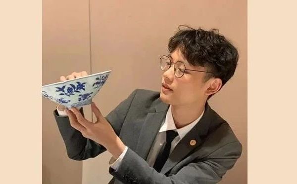 00后如何重塑市场规则？对话行业新力量卓俊杰