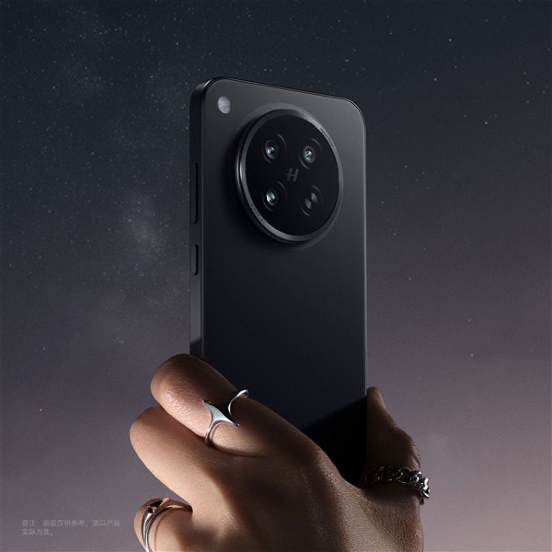 最美小屏旗舰!OPPO Find X8s全配色公布:统一纯色方案