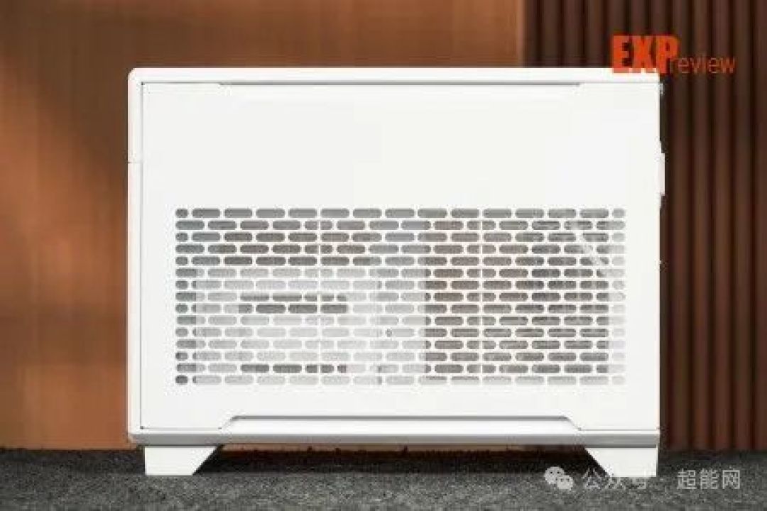 Thermaltake TR100机箱评测:兼容长显卡及280水冷散热器,ITX入门友好型产品
