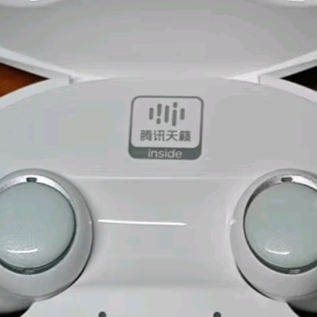 挚听耳内式助听器👂：腾讯联名降噪款，让聆听更清晰🎶！