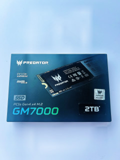 SSD天花板？掠夺者GM7000实测