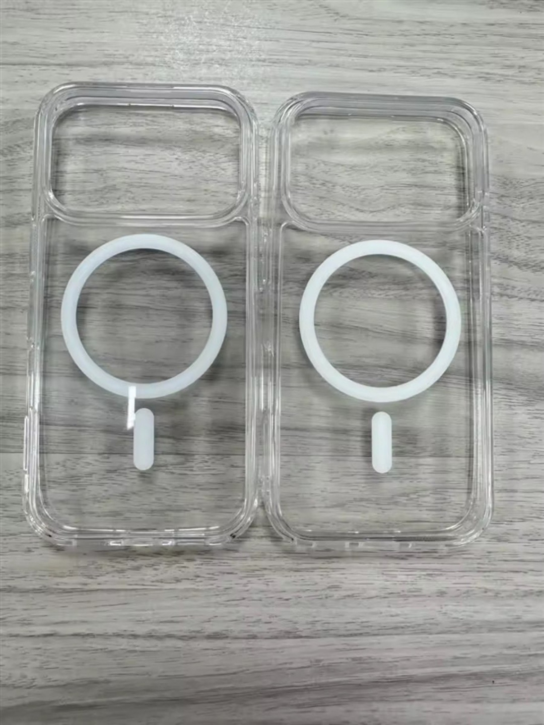 iPhone 17 Pro手机壳现身:硕大镜头开孔极其醒目