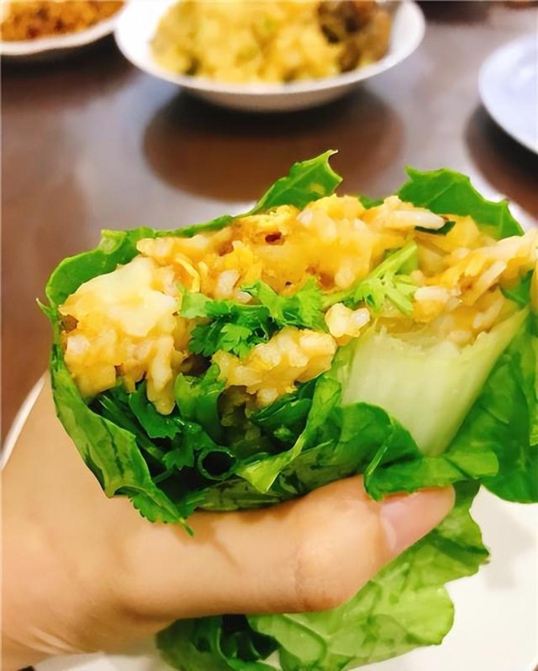 《白菜叶里包乾坤!东北大饭包如何成为碳水界顶流?》