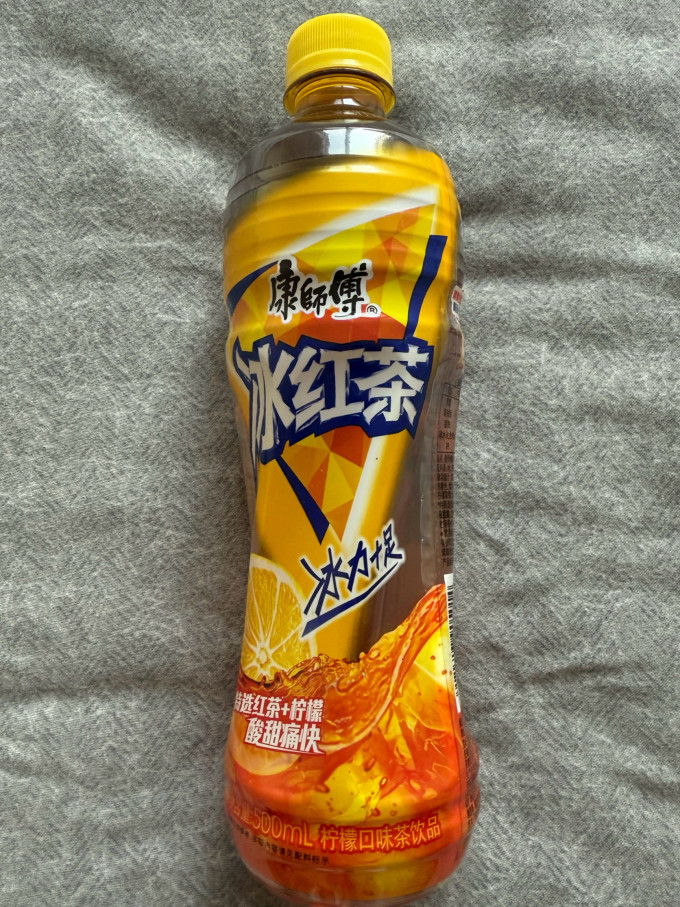 康师傅冰红茶柠檬味,清爽解渴必备