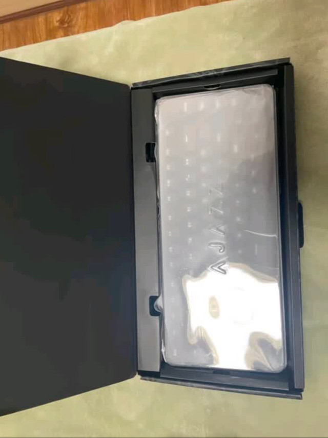 黑爵AK820MAX键盘：五层填充体验如何？