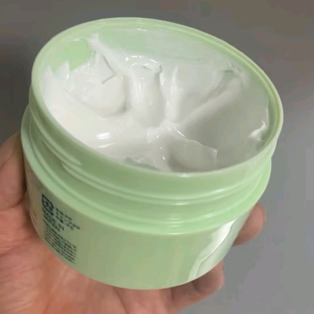 苾莱宝1.0复活草面膜：涂抹式高倍补水，敏感肌的温柔守护神！