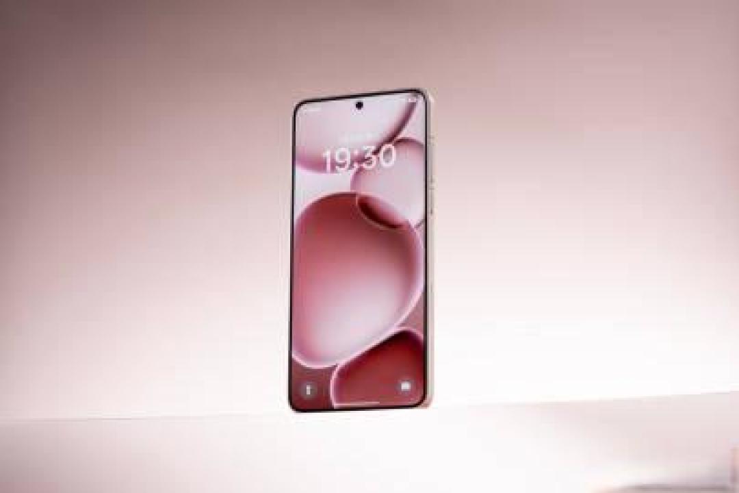 直屏影像旗舰杀疯了!Find X8 Ultra双潜望长焦+丹霞镜头有多狠?