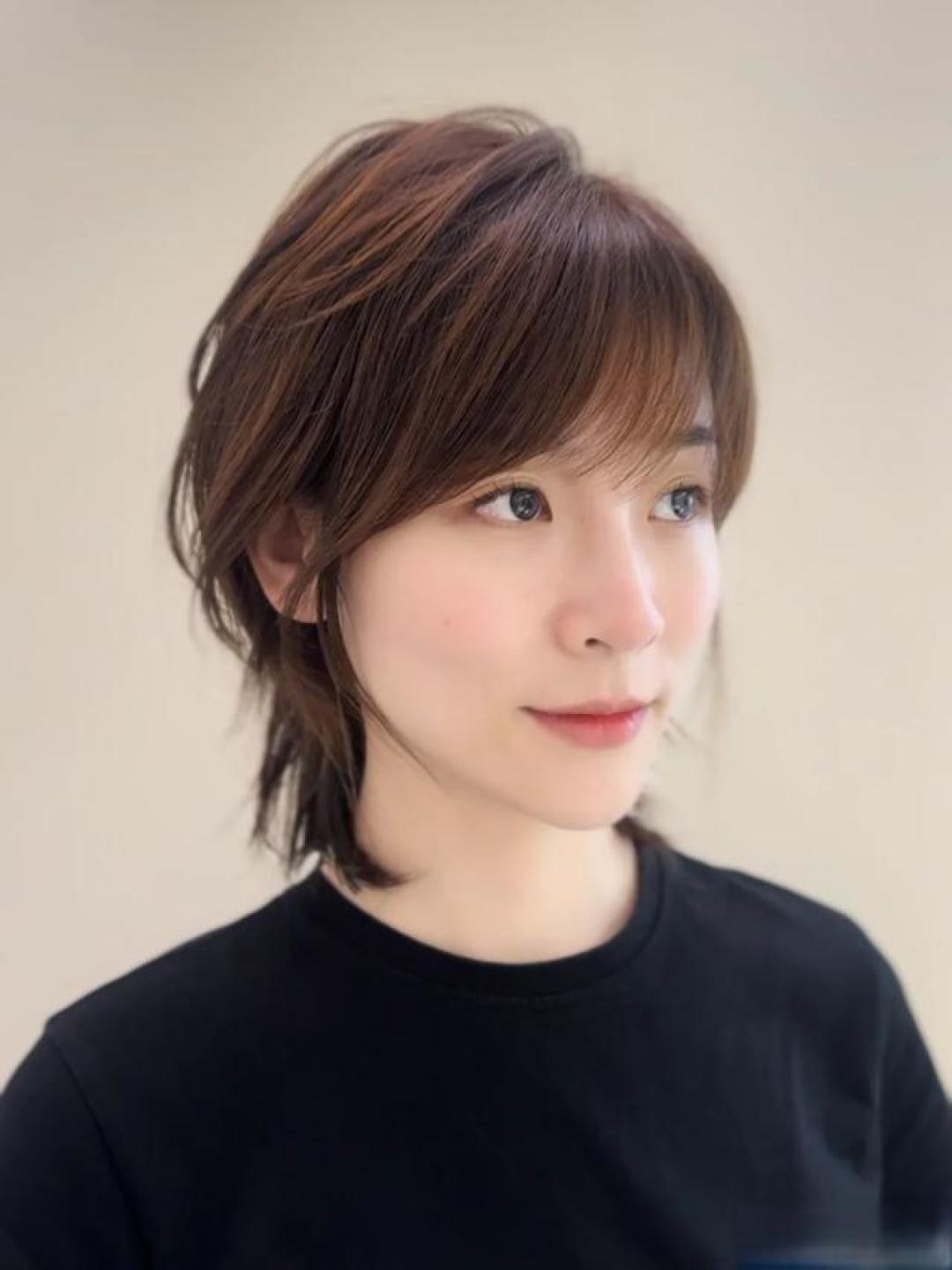夏季女生短发指南:根据脸型选发型,显瘦打理技巧全解析