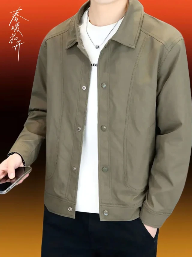 型男必备：啄木鳥春秋夹克
 
TUCANO啄木鸟男士外套，专为春秋季打造。经典翻领设计，利落大方，彰显男士干练气质。宽松版型，摆脱束缚，活动自如，无论是商务出行还是休闲聚会都能轻松适配。精选薄款面料，