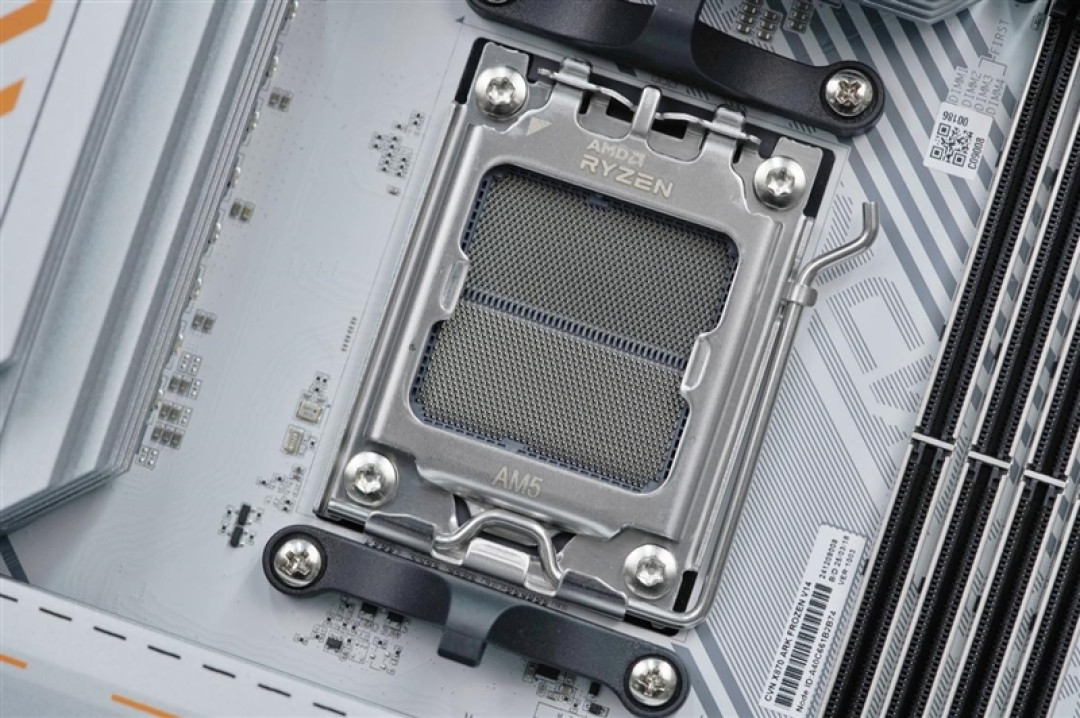 七彩虹CVN X870 ARK FROZEN V14方舟主板评测: 5G网卡+高频内存 锐龙9000舰队新旗舰
