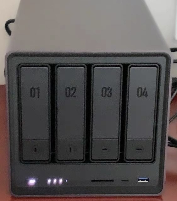 从智商税到生产力工具：你的NAS避坑自救手册。