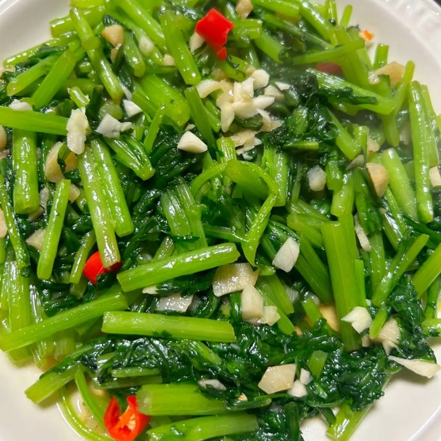 春日美食：蒜蓉茼蒿