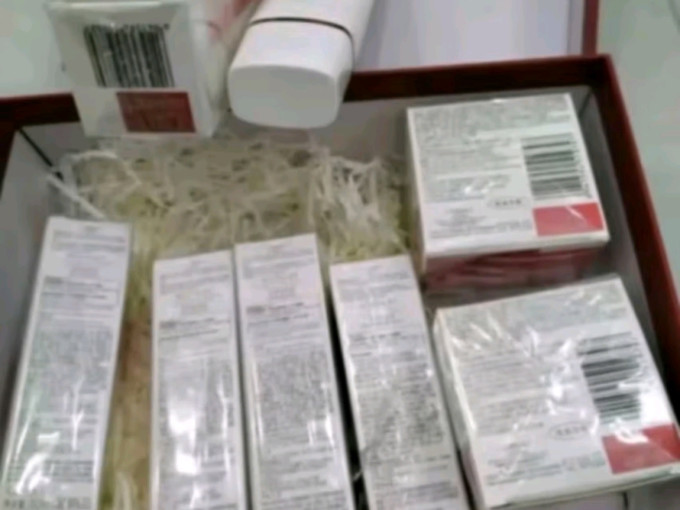 巴黎欧莱雅护肤套装