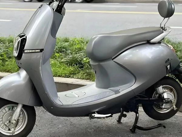 2025年,最值得买的2000元左右的电动车