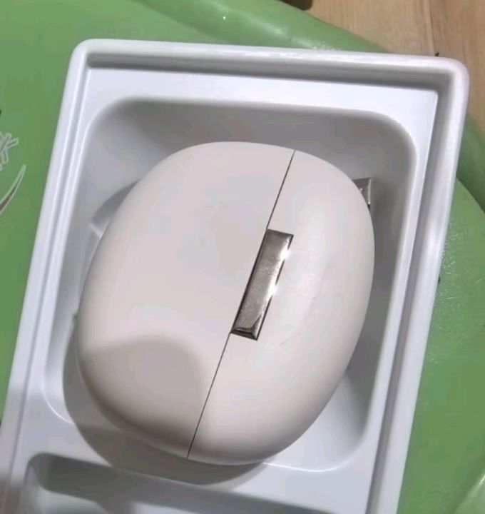 倍思蓝牙耳机
