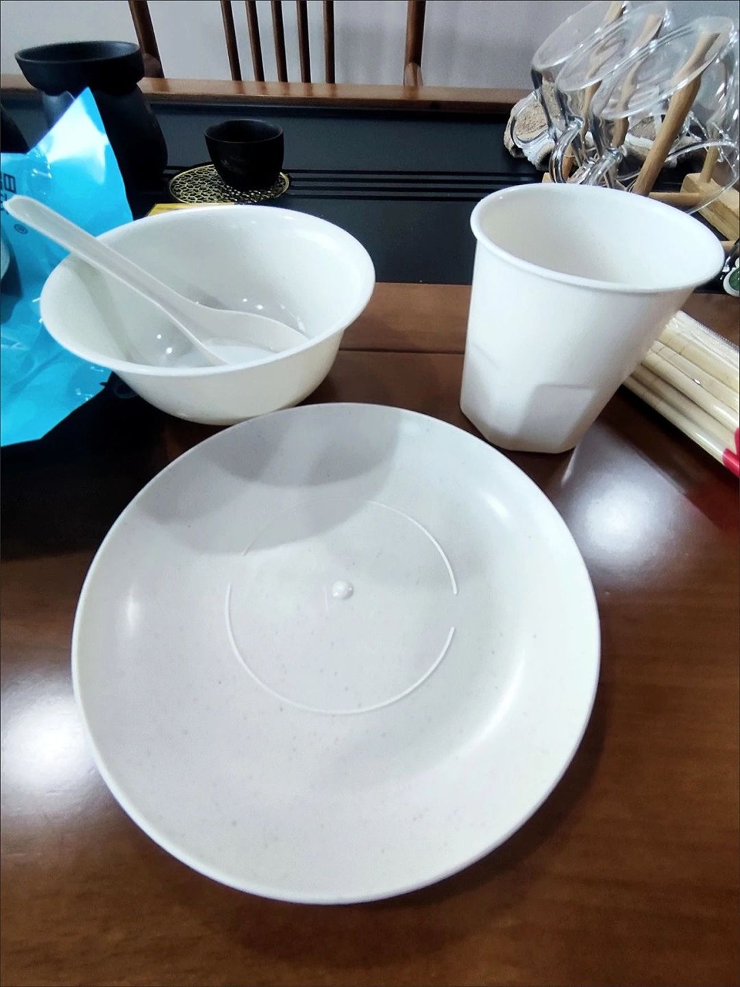 一次性餐具,环保又方便