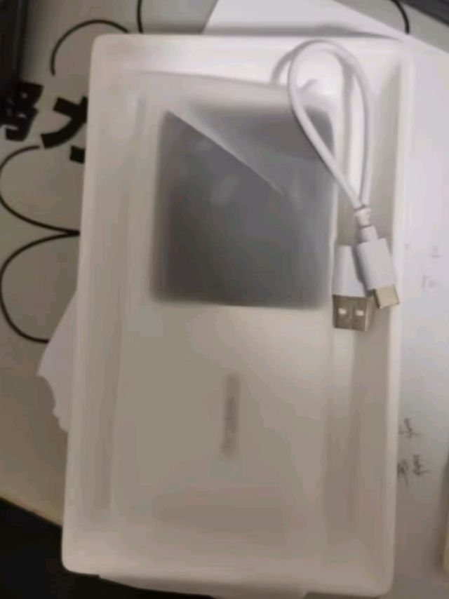 离不开的宝藏搭子：倍思充电宝