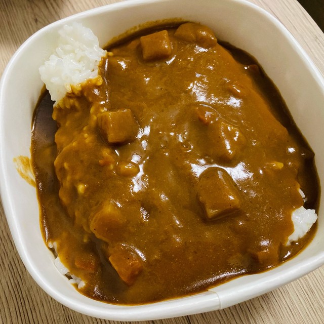 霓虹预制菜，仅用微波炉10分钟还原经典咖喱便当🍱