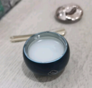 花西子花润参养唇膜：国货护唇宝藏