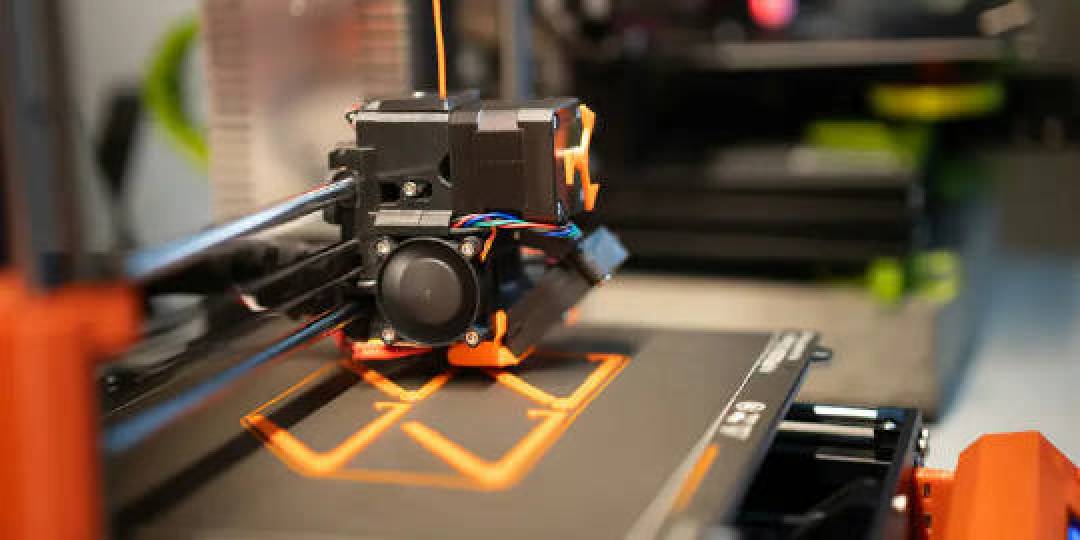 入门级3D打印机选购指南：精度与便捷如何双赢？