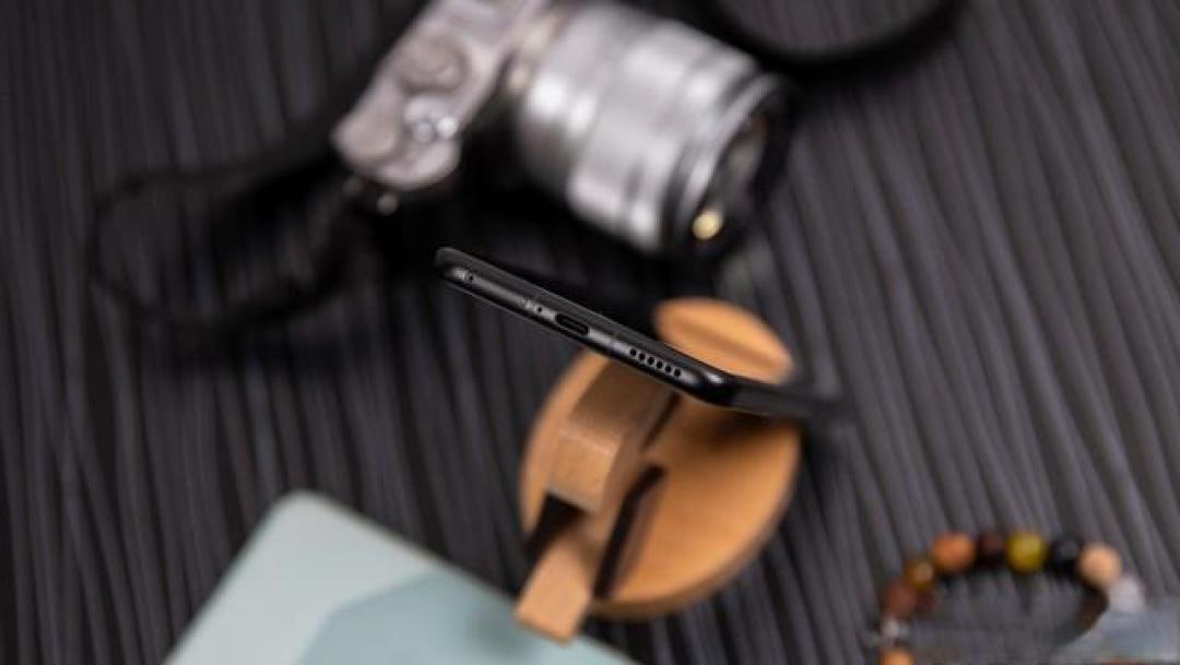 华为Mate 60 Pro+直降3000元:影像卫星双王炸,降价不降体验