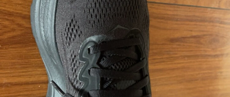 HOKA ONE，专业跑者的选择