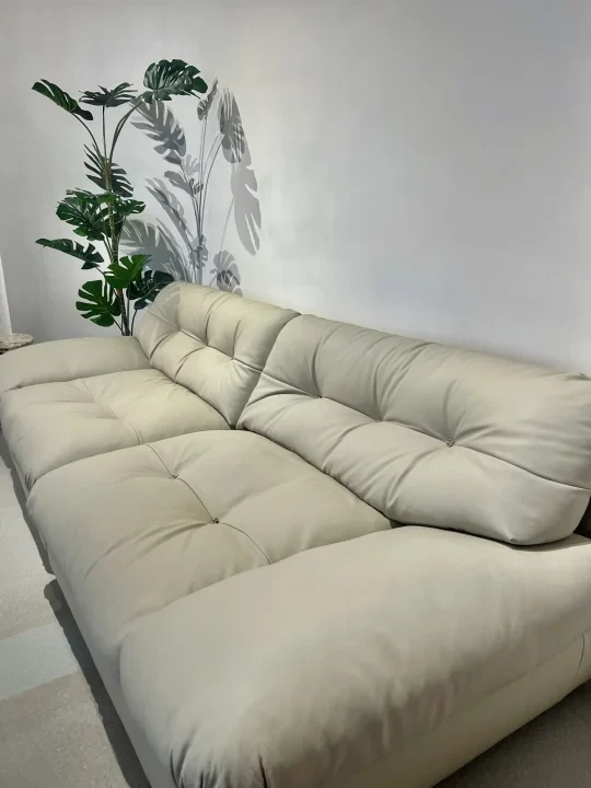 看了好几天，终于买新沙发了