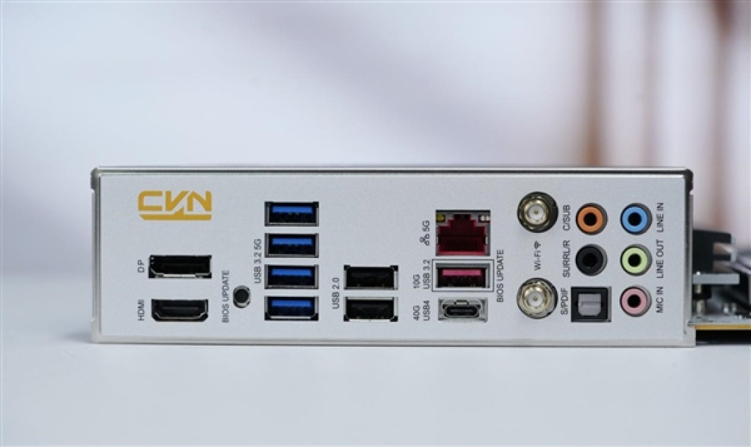 满血释放锐龙性能!七彩虹CVN X870 ARK FROZEN V14方舟图赏