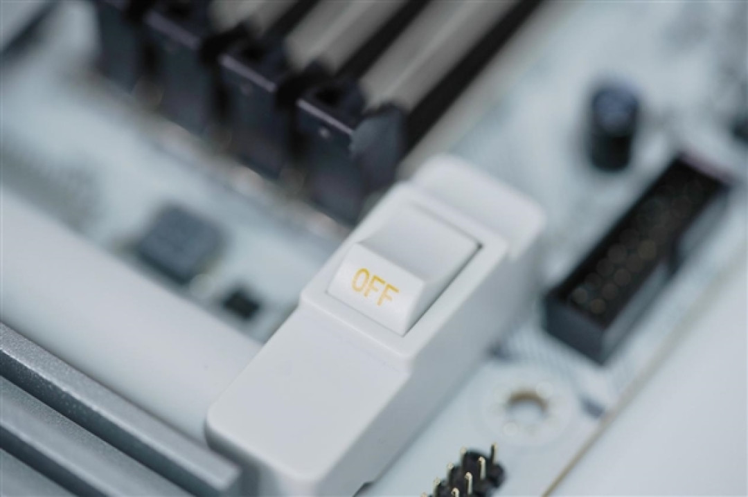 满血释放锐龙性能!七彩虹CVN X870 ARK FROZEN V14方舟图赏