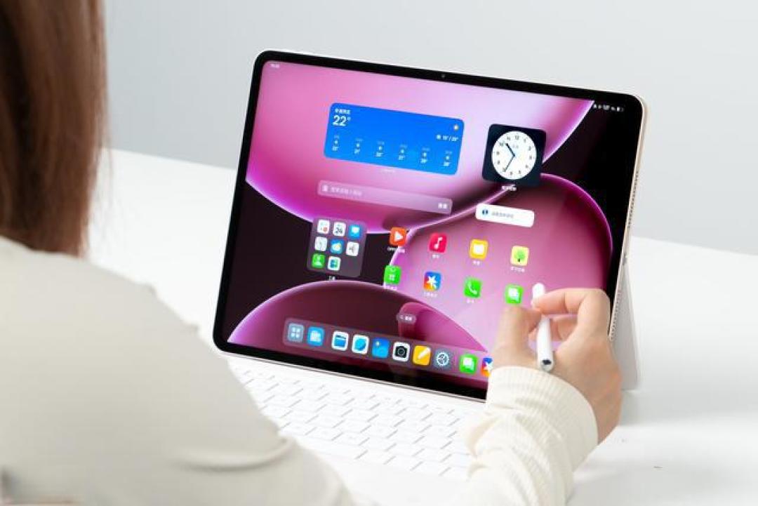 OPPO Pad 4 Pro竟能远程操控Mac?13.2英寸巨屏+超清高帧游戏实测,这些玩法太顶了!