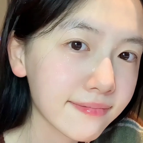 普通女孩美白记录，素颜状态已达 next level