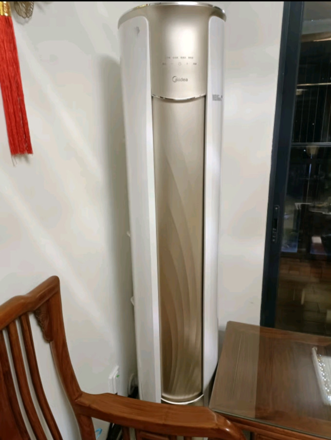 美的立柜式空调